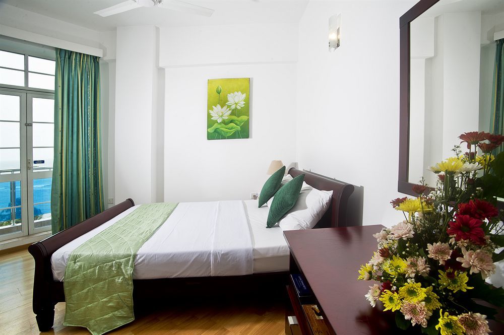 Global Towers Hotel & Apartments Коломбо Экстерьер фото